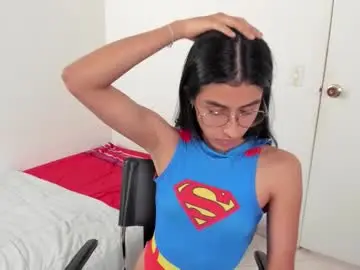 Chaturbate Nude Webcam of mazikeen_18