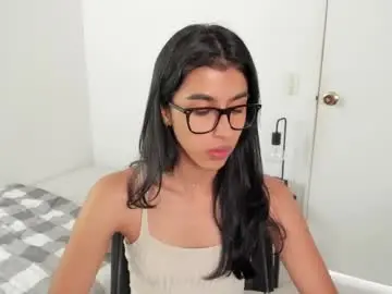 Chaturbate Live Sex Cam of mazikeen_18