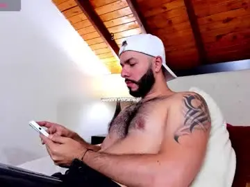 Chaturbate Best live sex cam show of tom_bailey_
