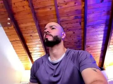 Chaturbate Nude Webcam of tom_bailey_