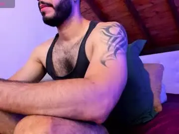 Chaturbate Adult Webcam of tom_bailey_