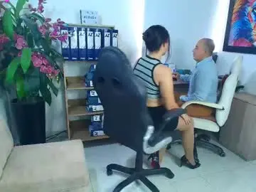 Chaturbate Live Sex of adri_miller