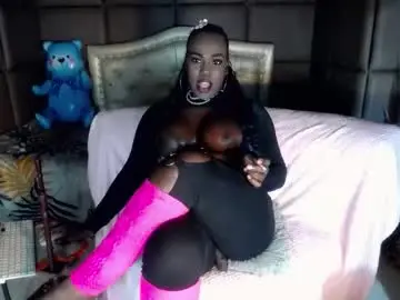 Chaturbate Best live sex cam show of big_trans