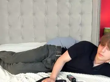 Chaturbate Live Sex Cam of cuteeryan
