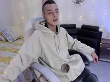 Chaturbate Sex Cam of dereck_boy8
