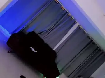 Chaturbate Nude Webcam of gatitavenecis1