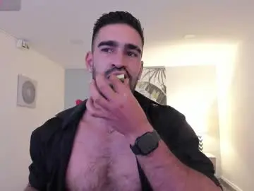 Chaturbate Adult Video Chat of tbastian