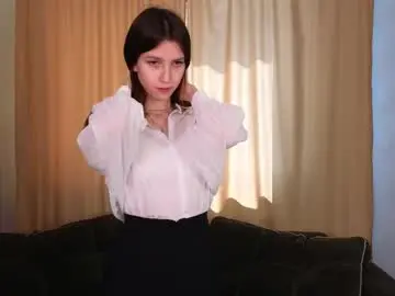 Chaturbate Watch Live Sex Cams of umbraelyon