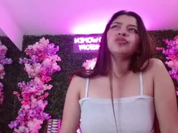 Chaturbate Free Live Porn of cattlyn_fire