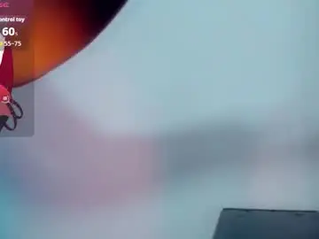 Chaturbate Watch Live Sex Cams of emeli_roushot