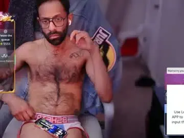 Chaturbate Live Sex Cam of lilbrownpkb