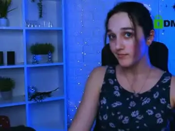 Chaturbate Live Sex Cam of lizzy_sweety_purrr