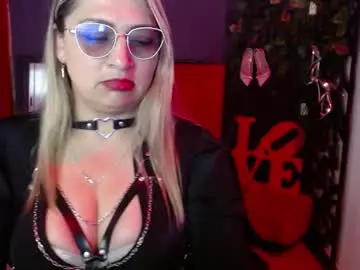 Chaturbate Free Porn Cam of clio_queen