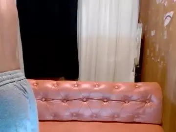 Chaturbate Live Sex of emerald_cummer