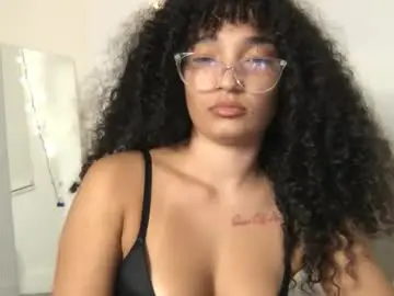 Chaturbate Adult Webcams of rosalinatoosexy