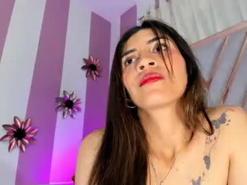 Chaturbate Live Porn of emili_clark