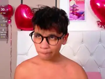 Chaturbate Live Sex of ethan_westt