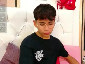 Chaturbate Sex Chat of ethan_westt