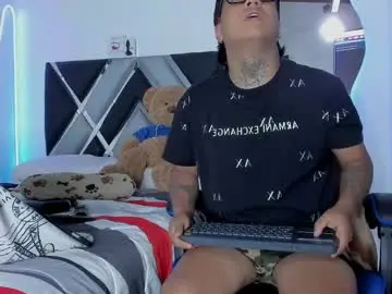 Chaturbate Best live sex cam show of winniepooh_69