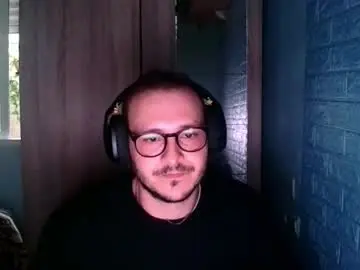 Chaturbate Free Porn Cam of younromki