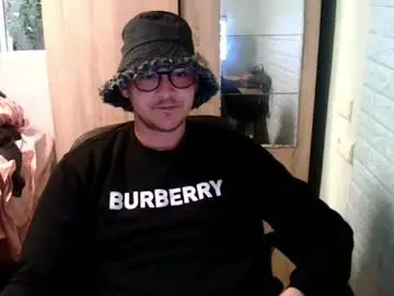 Chaturbate Free Porn Cam of younromki