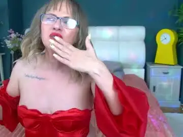 Chaturbate Live Sex Cam of cougarmilf_