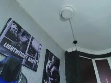 Chaturbate Live Sex Cam of dylanlenox