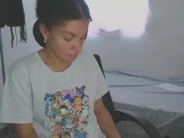 Chaturbate Live Sex Cam of shayna_cute