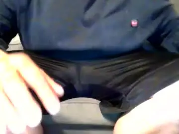 Chaturbate Live Porn of uncutbluecollarcock