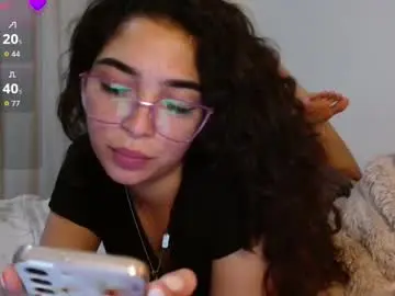 Chaturbate Live Sex Cam of ariagal