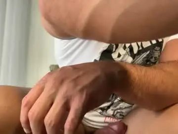 Chaturbate Free Porn Cam of damnimhandsome25