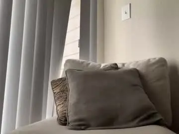 Chaturbate Free Porn Cam of damnimhandsome25