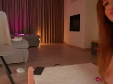 Chaturbate Live Sex Cam of rosyemily