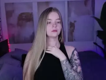 Chaturbate Live Sex Cam of sirenabloom