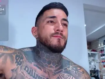 Chaturbate Adult Webcams of twonaugthy77