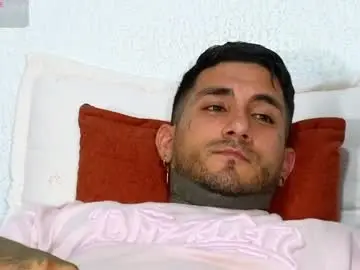 Chaturbate Adult Webcam of twonaugthy77