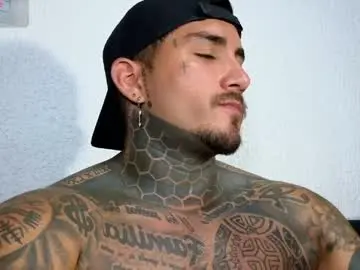 Chaturbate Sex Chat of twonaugthy77