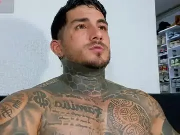 Chaturbate Free Porn Cam of twonaugthy77