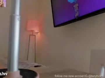 Chaturbate Live Sex Cam of amelie_bunny_real