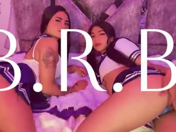 Chaturbate Live Sex Cam of danilu_eva21