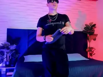 Chaturbate Live Sex of dustin_sonne