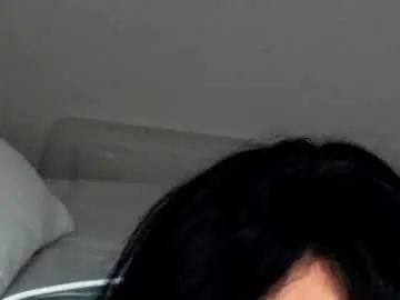 Chaturbate Live Sex Cam of kxaxmichelle