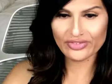 Chaturbate Sex Cam of kxaxmichelle