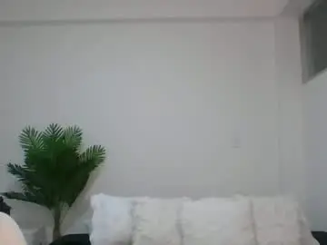 Chaturbate Adult Video Chat of valeriafrannco