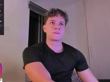 Chaturbate Best live sex cam show of derekolsen_