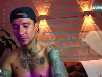 Chaturbate Free Porn Cam of dylanstonne1