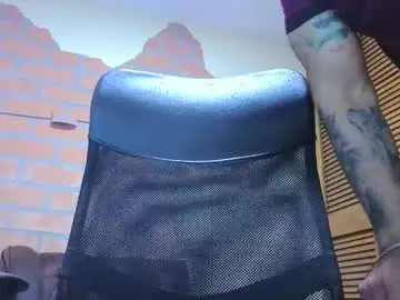 Chaturbate Watch Live Sex Cams of dylanstonne1