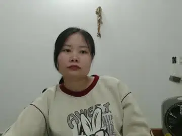 Chaturbate Watch Live Sex Cams of kitti_baby2x