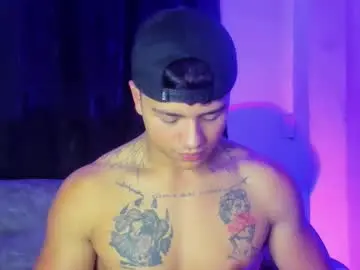 Chaturbate Adult Webcams of noah_223