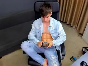 Chaturbate Watch Live Sex Cams of bradyflint